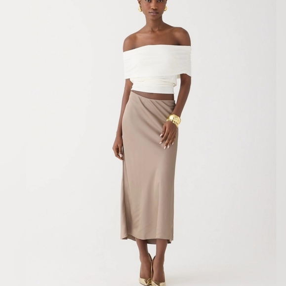 J. Crew Dresses & Skirts - J Crew Gwyneth slip skirt